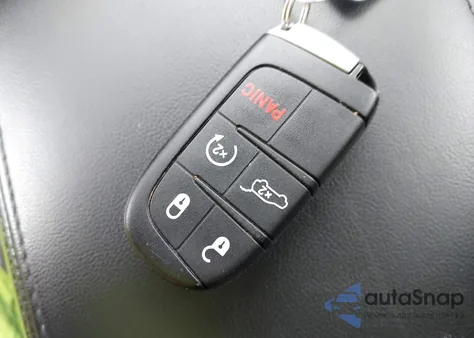 2018 Jeep Grand Cherokee Altitude 4X4 z USA, uszkodzony, nr VIN 1C4RJFAGXJC309316